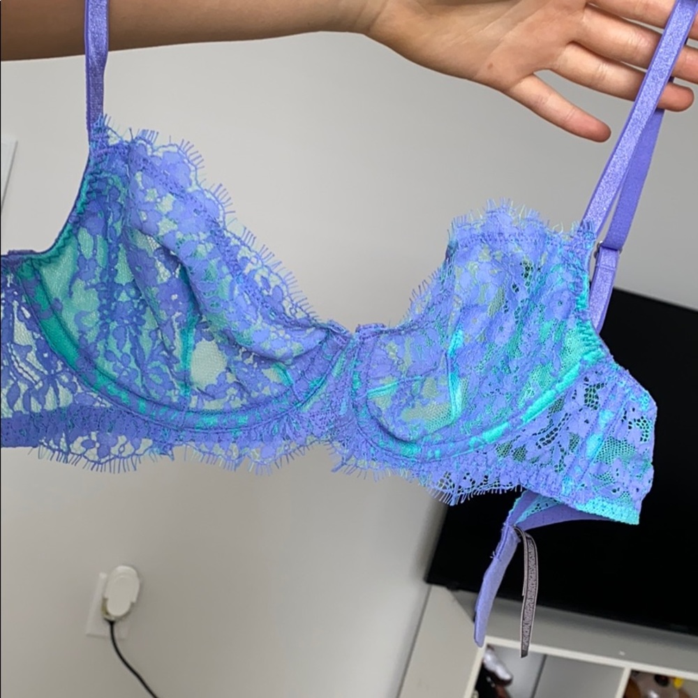 Victoria’s Secret bralette